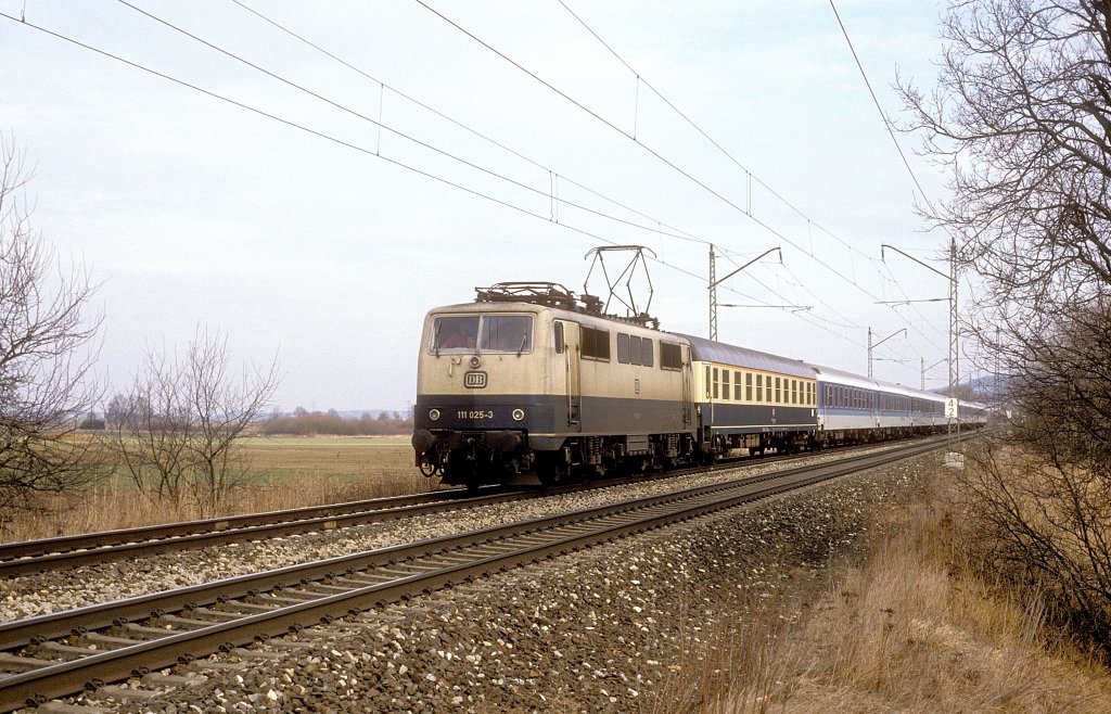  111 025  bei Treuchtlingen  03.03.92