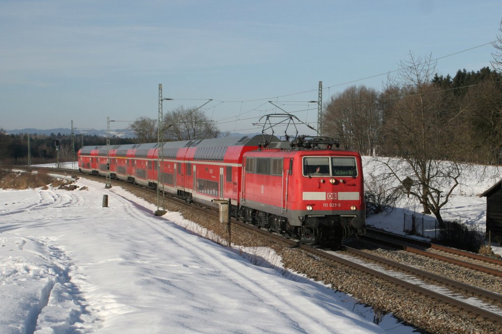 111 027-9 RE Mnchen - Salzburg bei bersee am 06.02.2011
