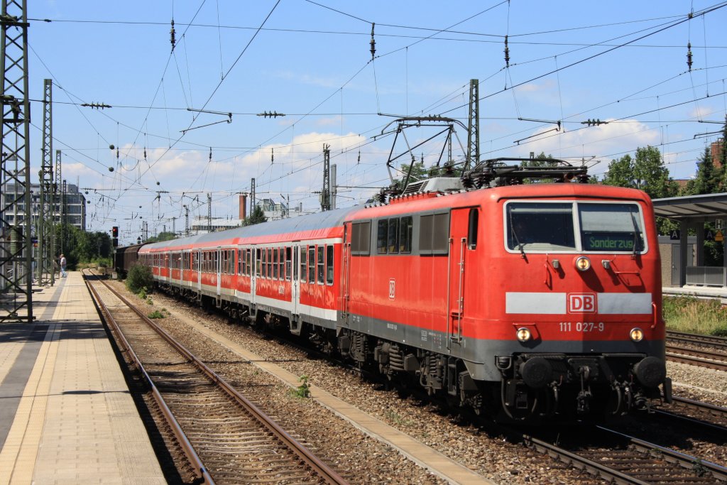 111 027 mit einem GmP am 31.07.2010 am Heimeranplatz.