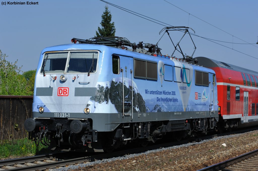 111 031-1  Olympischen Spiele 2018 in Mnchen  mit dem RE 4258 von Mnchen Hbf nach Nrnberg Hbf bei der Durchfahrt in Regensburg-Prfening, 19.04.2011