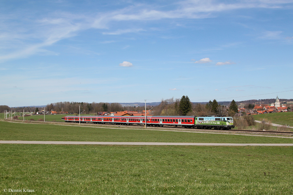 111 039 mit RB 59544 am 14.04.2013 bei Polling.
