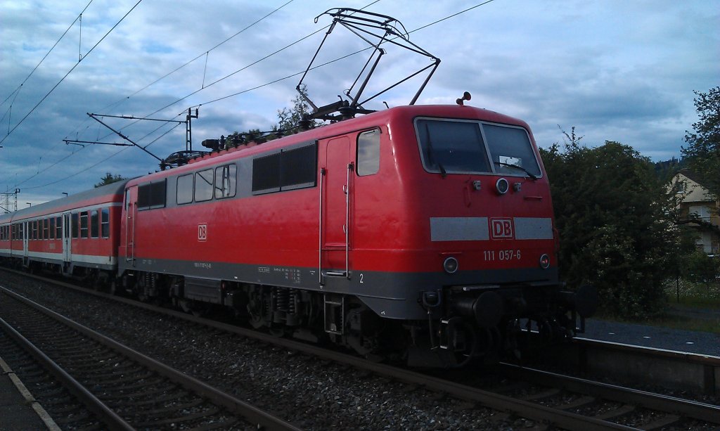 111 057 mit einer RB am 12.06.2012 in Gundelsdorf. 