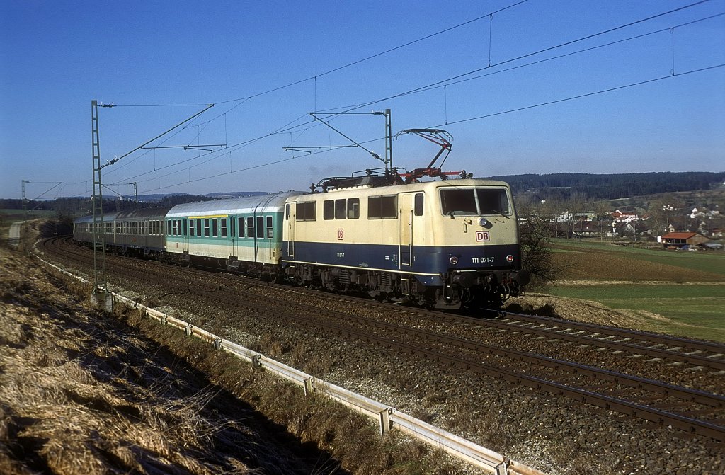111 071  bei Eutingen  06.03.00