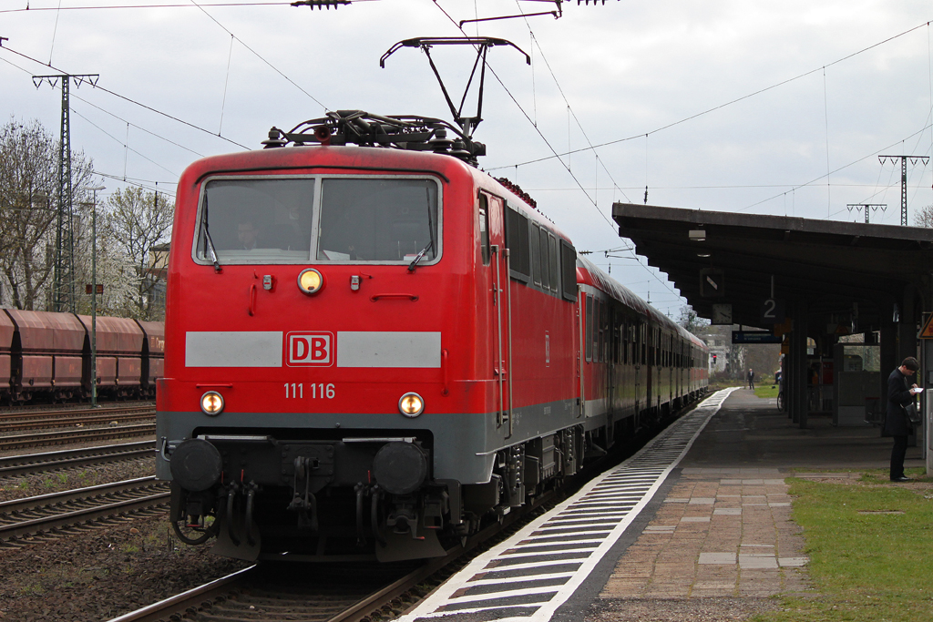 111 116 am 7.4.12 in K�ln-West.