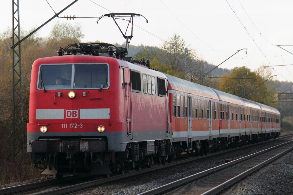 111 172-3 DB bei Trieb am 29.10.2012.