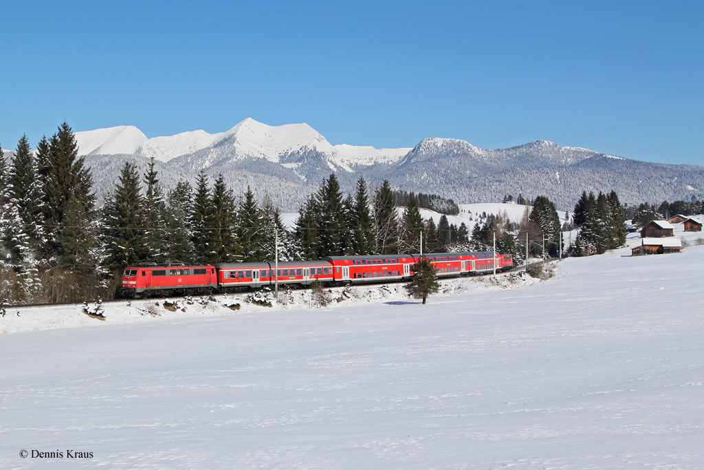 111 211 mit RB 59507 am 16.03.2013 bei Klais.