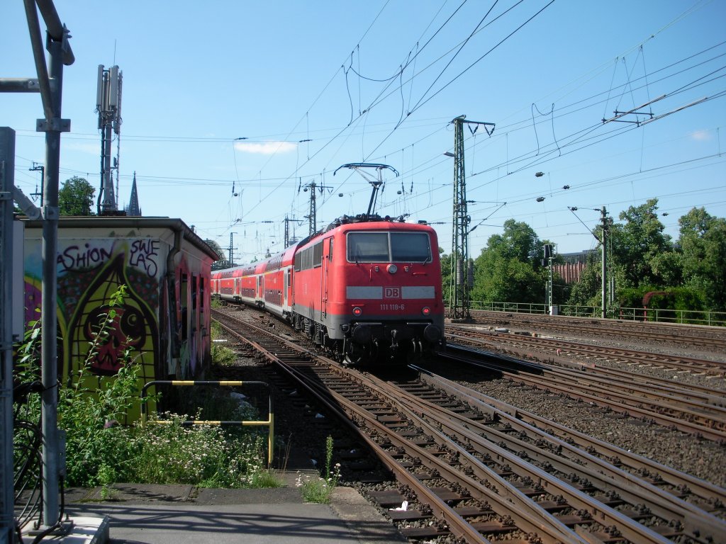 111 mit ihrem RE9 auf dem Weg nach Aachen