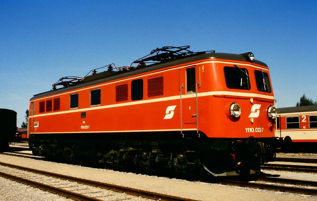 1110.023 auf der Ausstellung zum 150-jhrigen Jubilum der Eisenbahn in sterreich im Jahre 1987 in Wien.