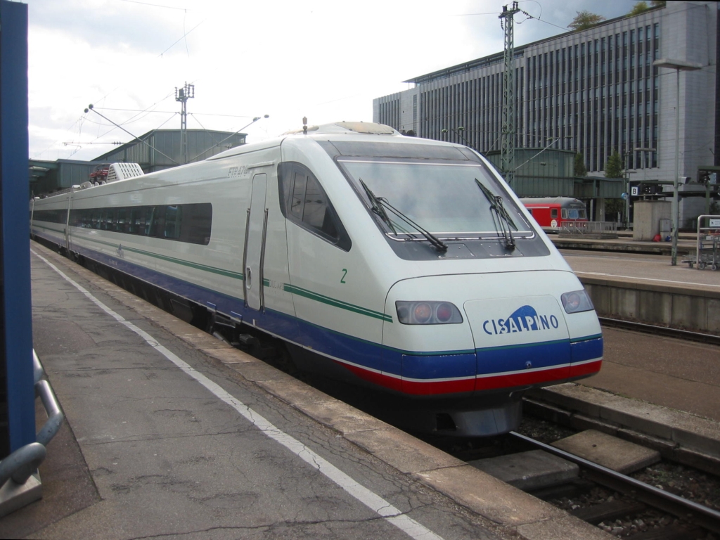 11/10/2003 findet Cisalpino ETR740 #2 im Stuttgart Hauptbahnhof.