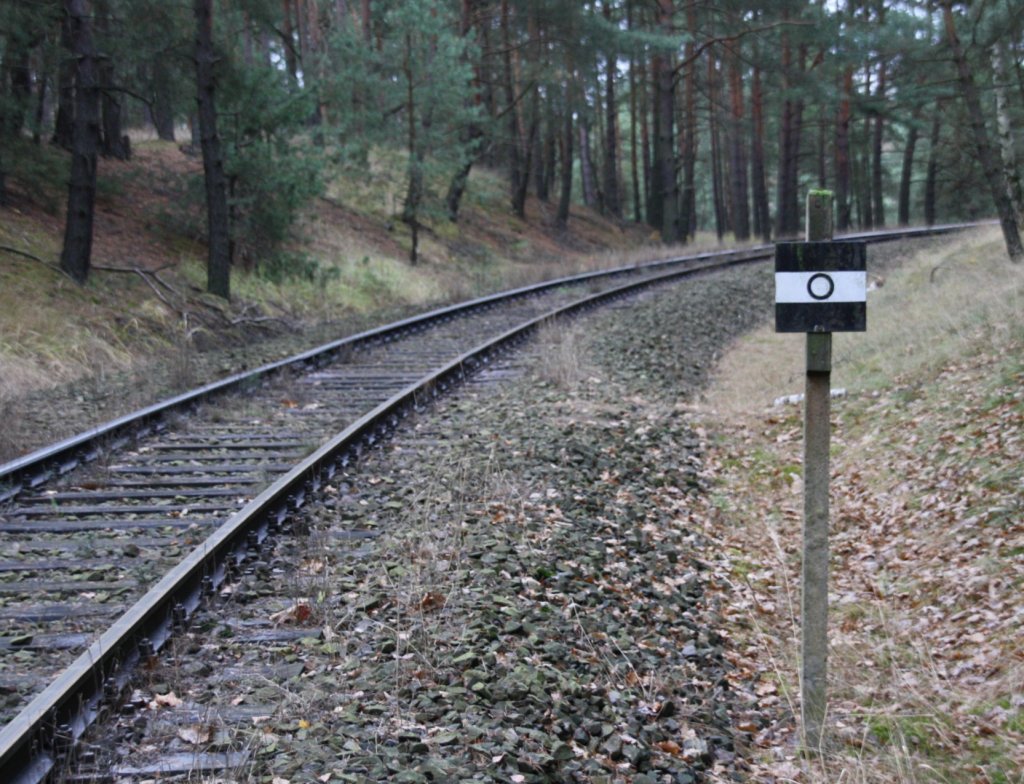 11.11.12 Anschlubahn zum Hafen Eberswalde. Leider keine Ahnung was das Zeichen bedeutet - wer´s wei, bitte melden.