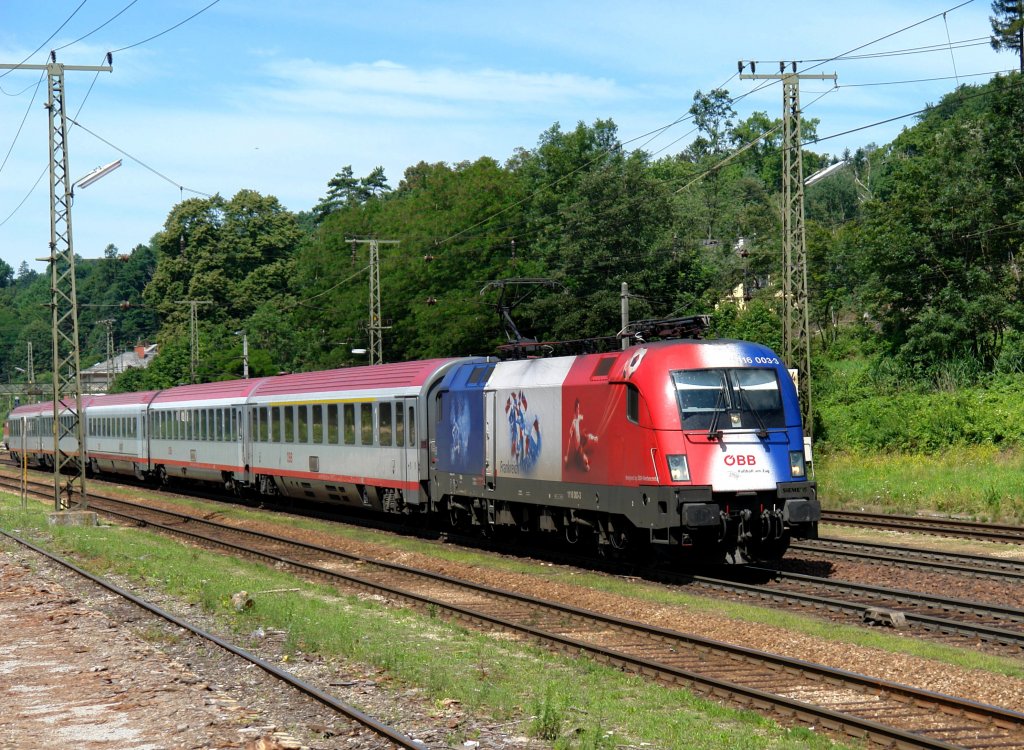 1116 003  EM-Frankreich  mit einem OIC nach Wien West am 12.07.2009 bei der Durchfahrt in Rekawinkel.