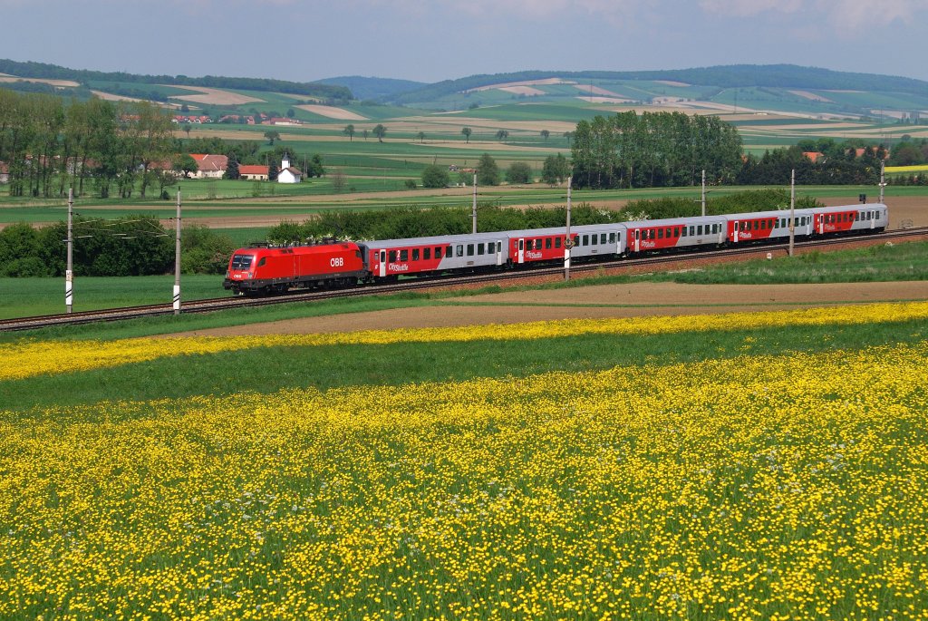 1116 026 mit R 2026 bei Schnfeld (11.05.2010)