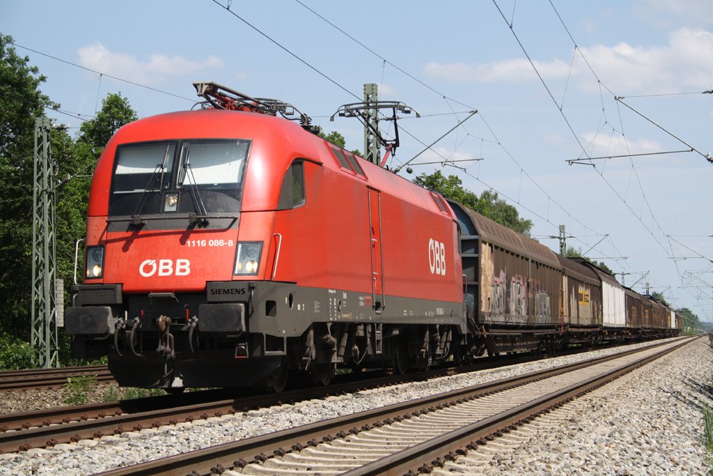1116 086-8 ebenfalls in Vatterstetten am 11.6.2010