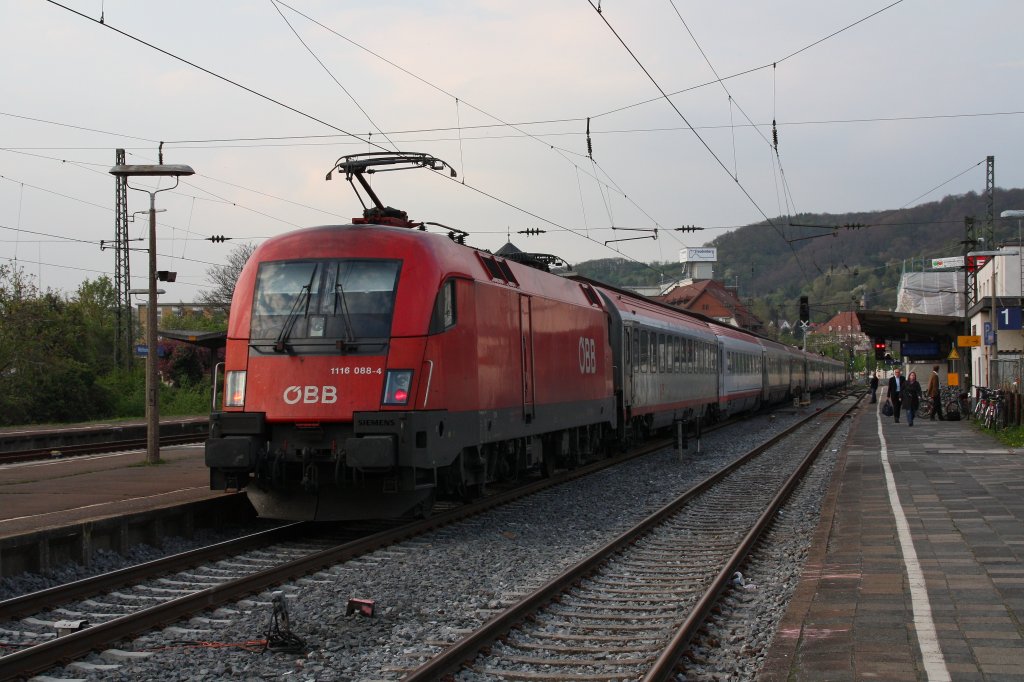 1116 088 mit EC 112 von Klagenfurt nach Siegen.Am 21.04.10 in Weinheim(Bergstr).