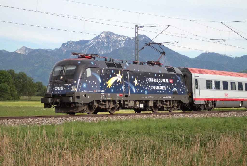 1116 126 als Korridorzug Richtung Rosenheim in der Bernauer Kurve am 10.05.2012