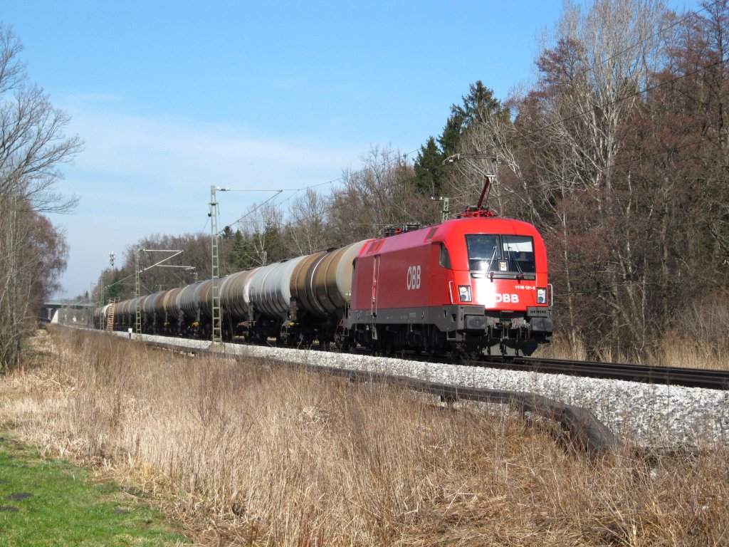 1116 131 mit Tankzug bei Brannenburg am 23.03.2010
