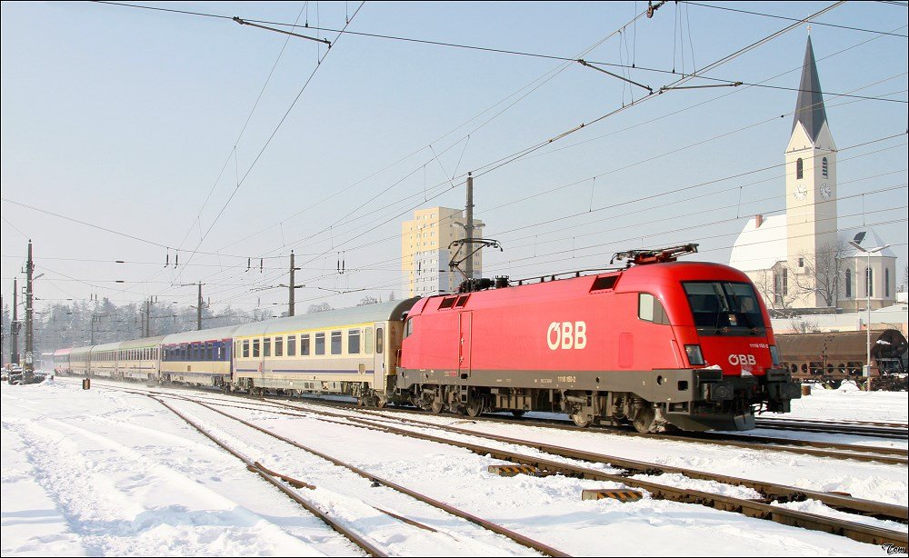 1116 150 zieht den EC 102  Polonia  von Villach nach Warschau.
Knittelfeld 02.2010 