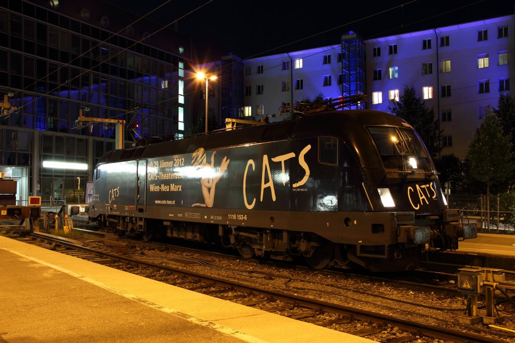 1116 153-6  Cats  am sptem Abend des 16.07.2012 am Mnchener Hbf
