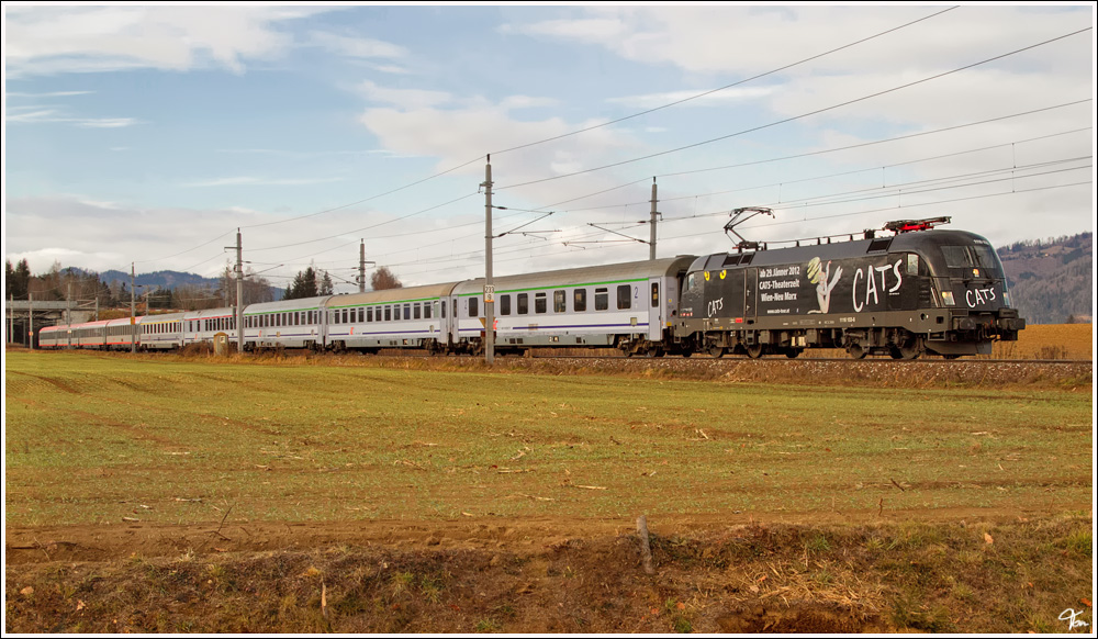 1116 153  CATS  fhrt mit EC 102  Polonia  von Villach nach Warschau.  
Zeltweg 6.12.2011