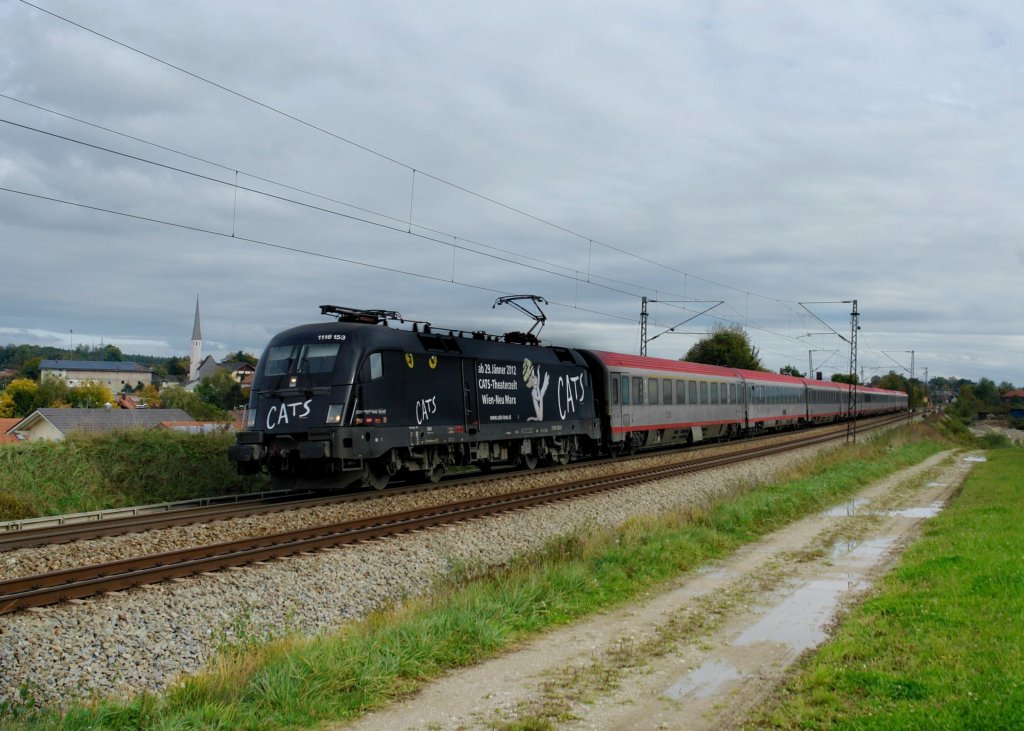 1116 153 mit EC 112 am 13.10.2012 unterwegs bei Ostermnchen.