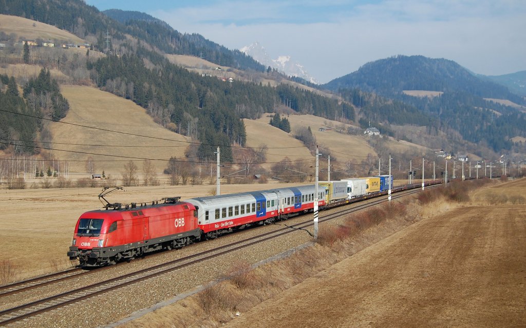 1116 166 mit einem mager ausgelasteten Rola 
am 12.03.2011 bei Rottenmann.