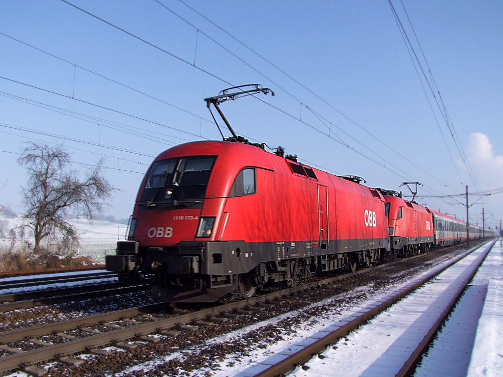 1116 173-4 sowie eine Schwesterlok rauschen mit OEC564 Universitt Salzburg  Richtung Salzachmetropole;100107