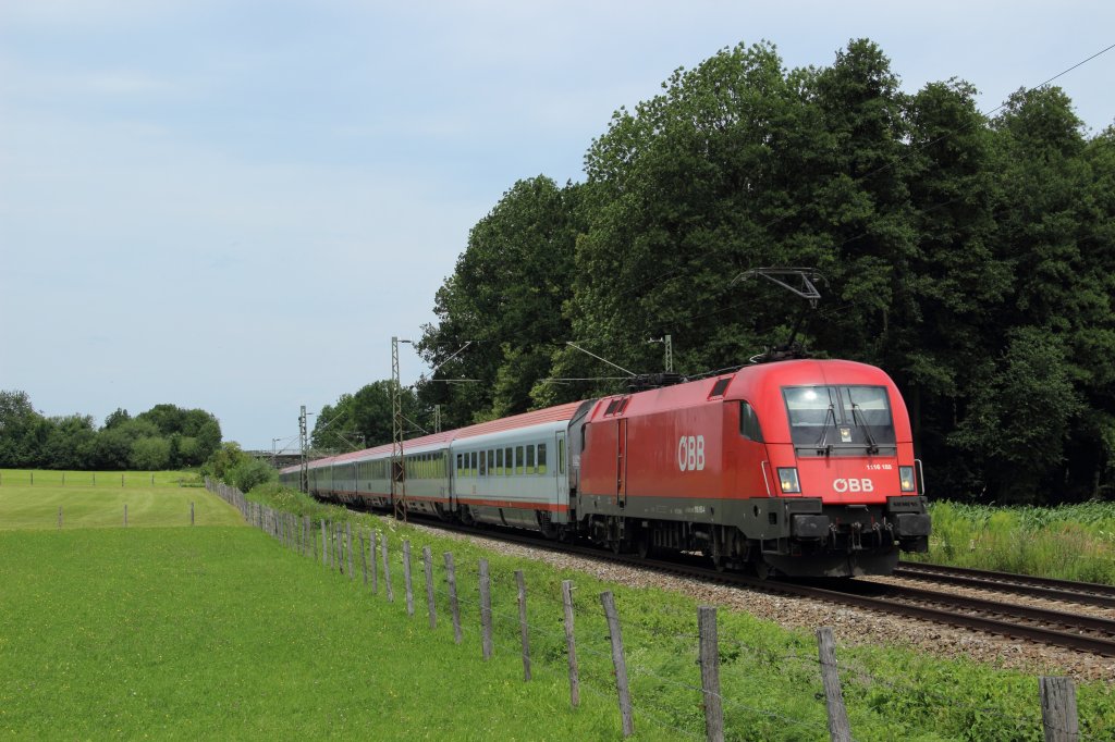 1116 188 mit einem Eurocity in Grokarolinenfeld am 19.07.2012