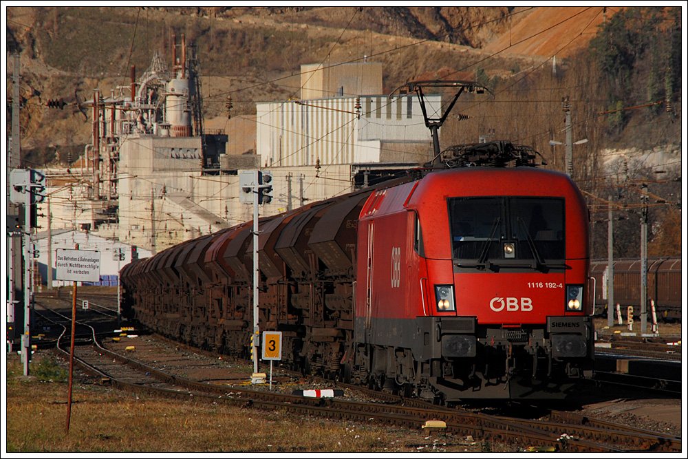 1116 192 bei der Weiterfahrt in Peggau-Deutschfeistritz Richtung Sden am 3.12.2009.