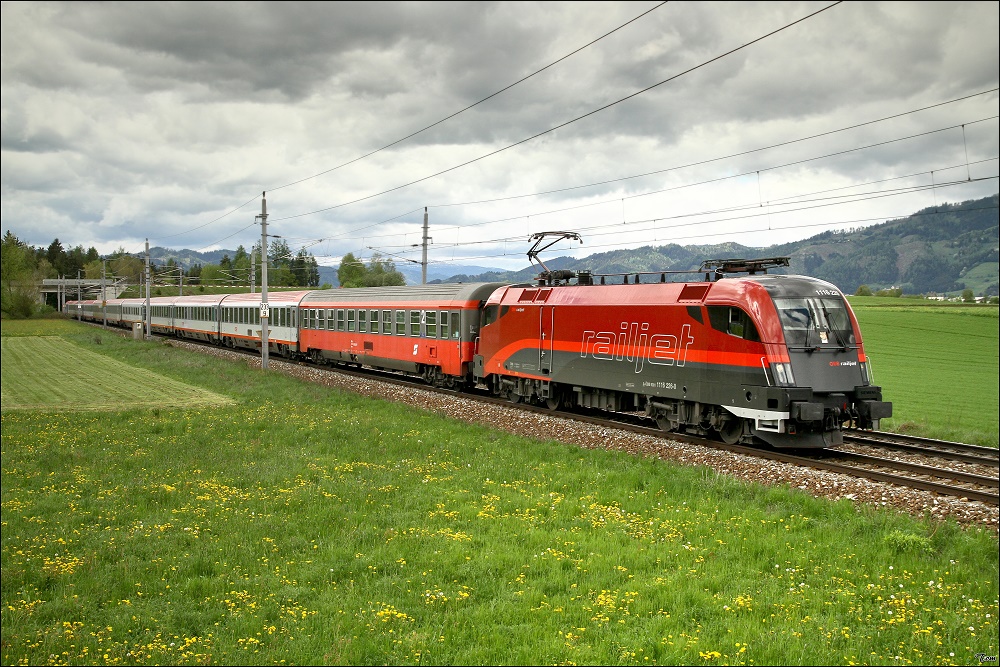 1116 226 Railjet mit IC 538  Energie Klagenfurt Strom  von Villach nach Wien Meidling. 
Zeltweg 7.5.2010