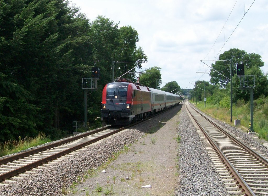 1116 238 Railjet mit IC am 17.6.11 in Kirkel, auf dem weg nach Stuttgart Hbf