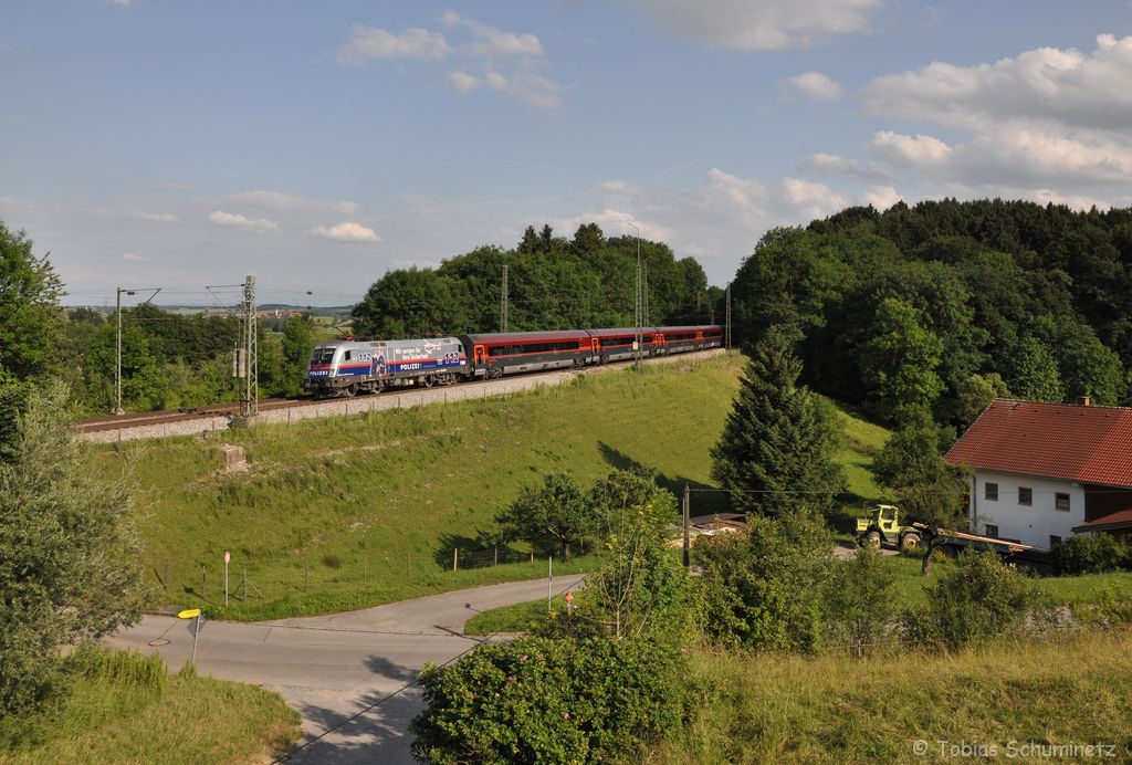 1116 250 mit Railjet am 23.06.2012 in Aling