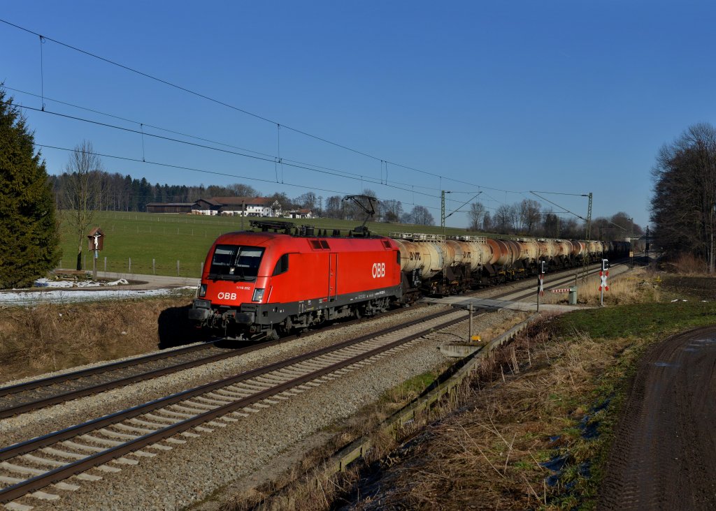1116 252 mit einem Gterzug am 05.03.2013 am B Vogl.