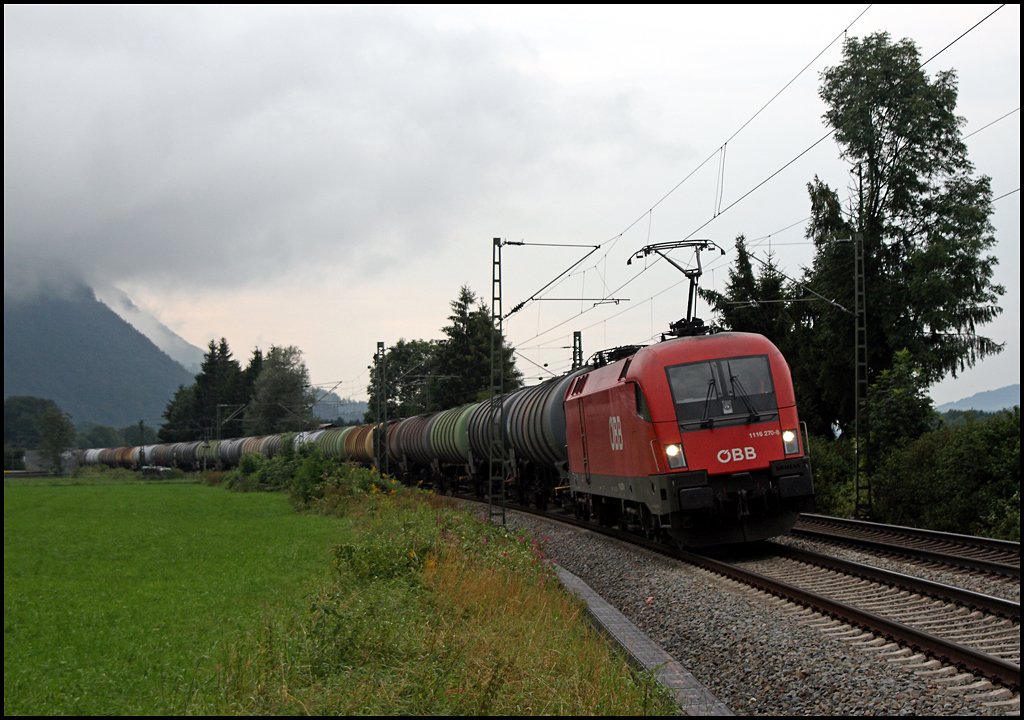 1116 270 legt sich mit einem Kesselzug in die Kurve. (04.08.2009)