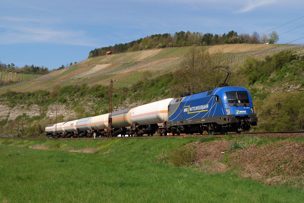 1116 912 (MWB) mit Kesselzug bei Himmelstadt (22.04.2010)