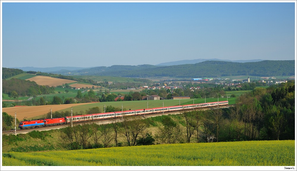 1116.015 & 1016.007 am OEC662 (Wien-Bregenz); Schildberg, 23.4.2011