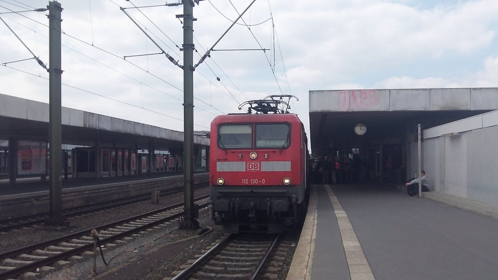 112 130 mit RE 4849 in Hannover Hbf. Der Zug hatte am 13.06.2012 10 Minuten Versptung.
