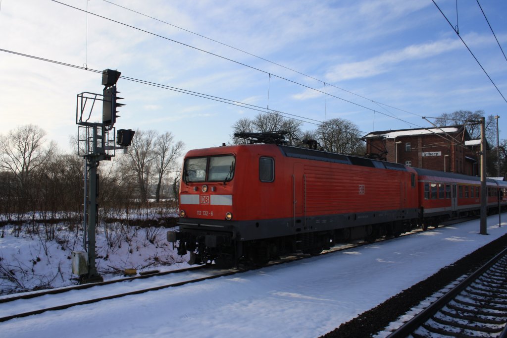 112 132 mit einem RE nach Wolfsburg in Gifhorn