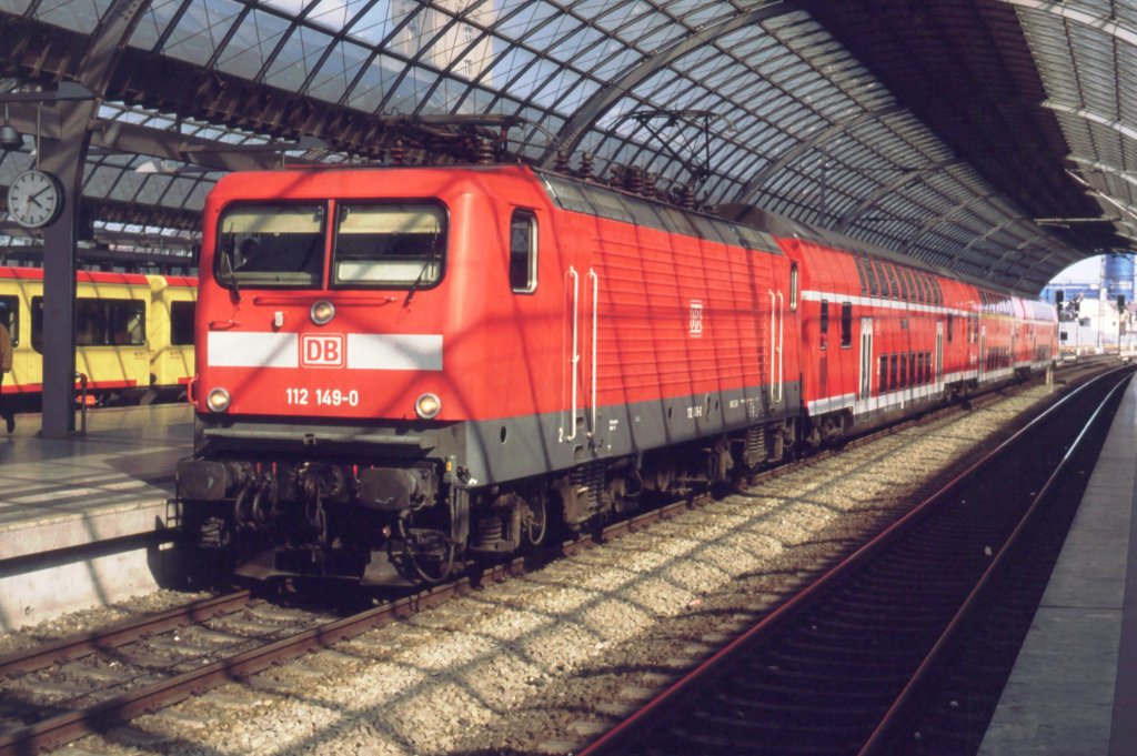 112 149-0 Berlin-Spandau im April 2000