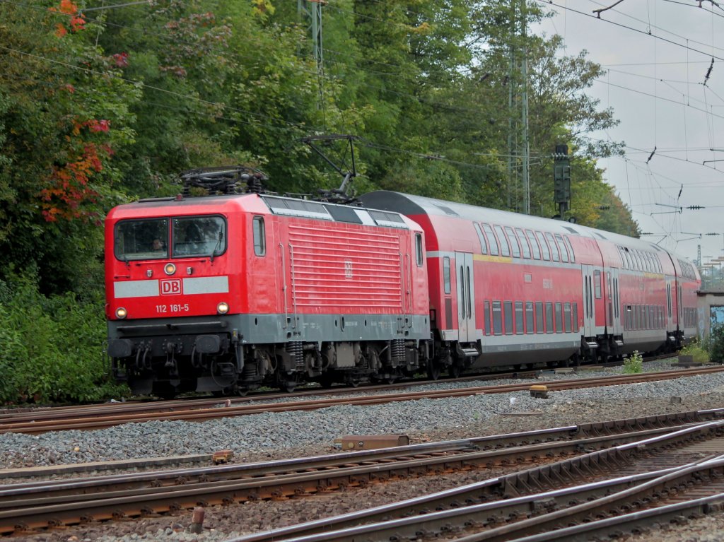 112 161-5 zieht am 22.09.2011 den RE4 aus Aachen West Richtung Hbf.