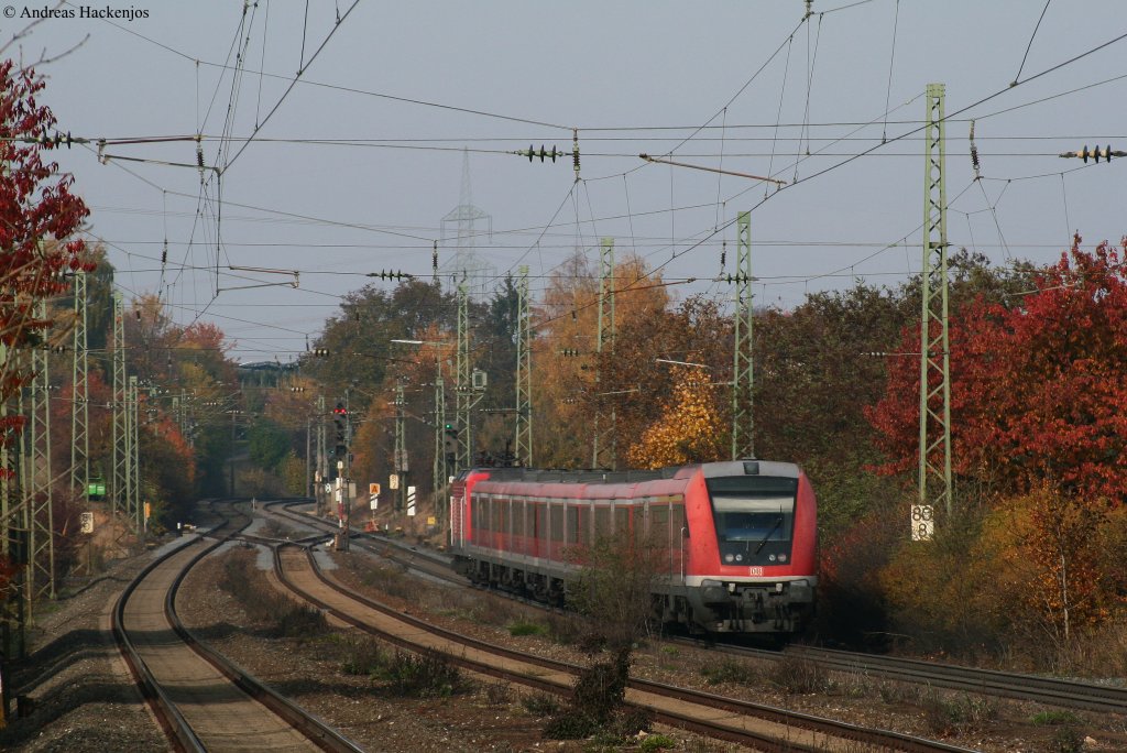 112 170-6 mit dem RE 34608 (Nrnberg Hbf-Wrzburg Hbf) bei Dettelbach 31.10.09
