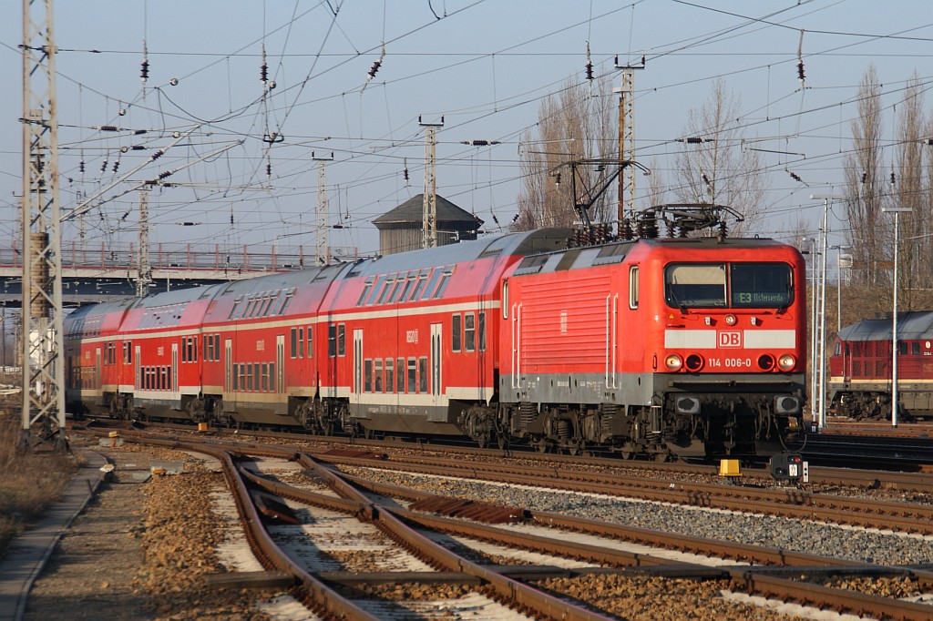 114 006 mit RE 3 am 28.01.2011 in Angermnde