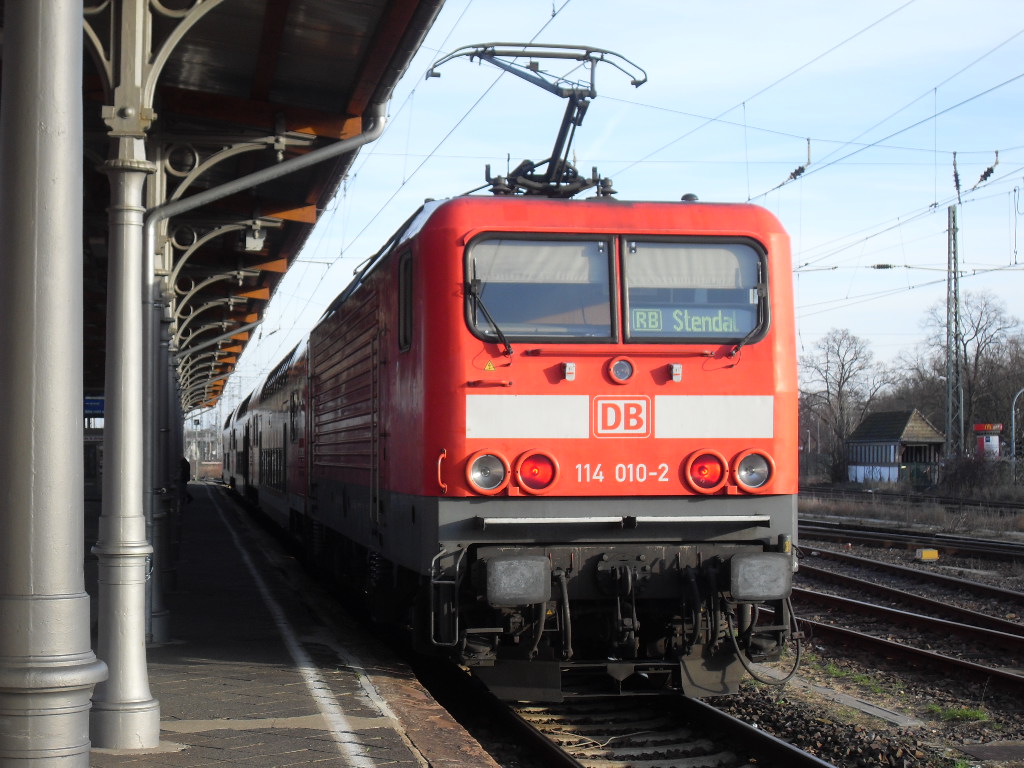114 010 fuhr am 28.12.2011 mit RB 29 (RB 27568)nach Salzwedel (Stendal->Salzwedel).