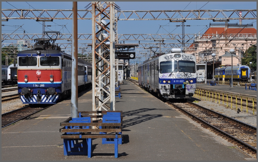 1141 386 und 6111 022 in Zagreb Glavni Kolodvor. (03.07.2011)