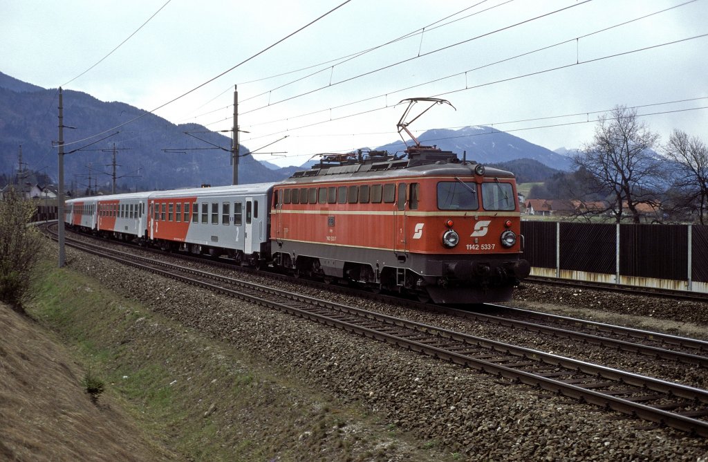 1142 533  bei Neuhaus  21.03.97
