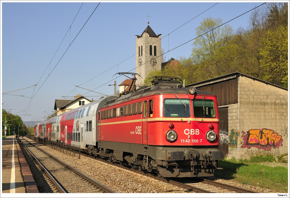 1142.566 mit dem REX7148; Greifenstein-Altenberg, 17.4.2010.