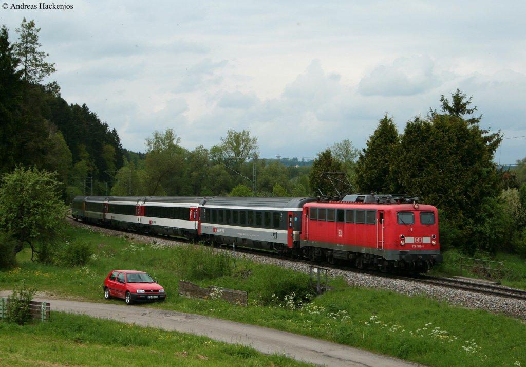 115 166-1 mit dem IC 185 (Stuttgart Hbf-Zrich HB) bei Neufra 28.5.10
