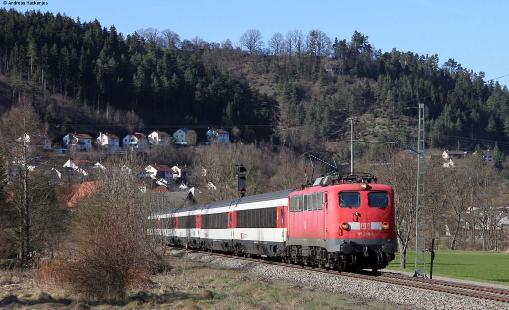115 198-4 mit dem IC 281 (Stuttgart Hbf-Zrich HB) bei Epfendorf 1.4.12