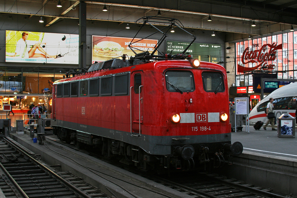 115 198 am 13.08.2010 in Mnchen Hbf.