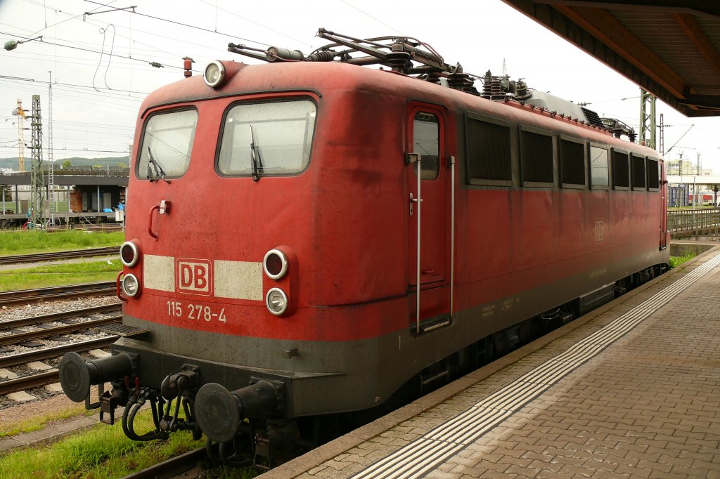 115 278 abgestellt in Basel Bad Bf um am Abend den Pbz 2458 nach Karlsruhe zu ziehen. 10.5.13