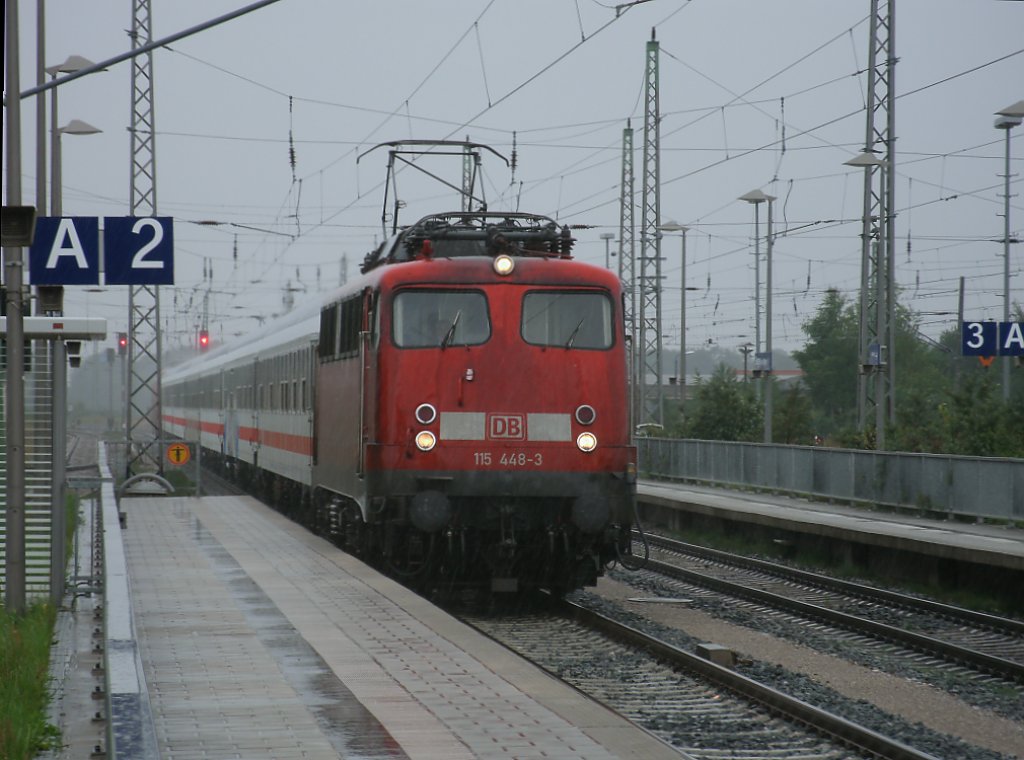 115 448 hat es bei strmenden Regen,mit dem IC 2353 Erfurt-Binz,am 30.Juli 2011,bis nach Bergen/Rgen geschafft.
